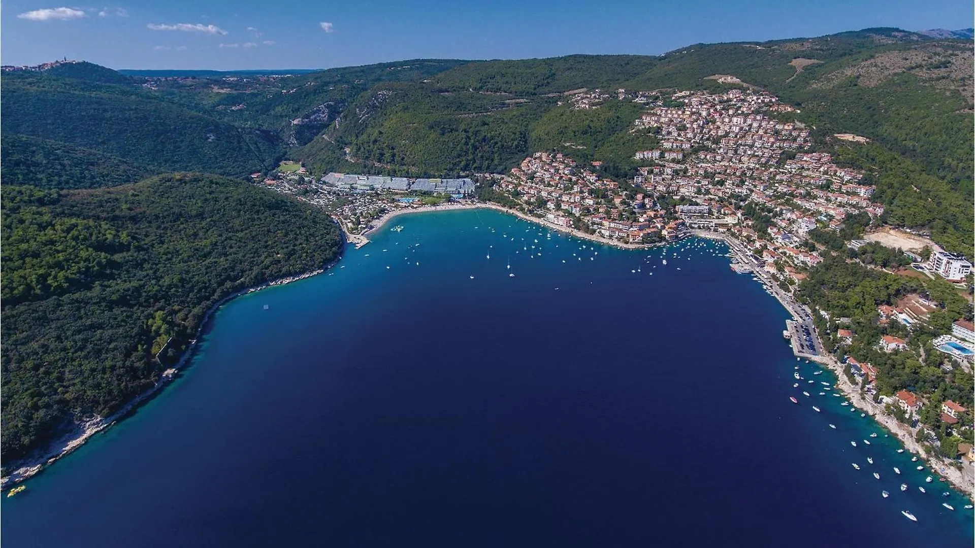 Amazing Apartment In Rabac With Kitchen